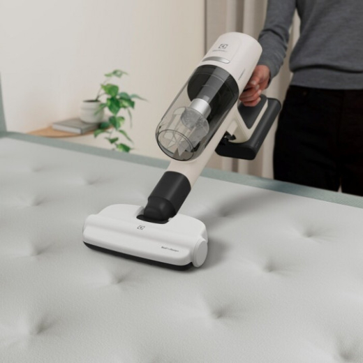 Пылесос аккумуляторный Electrolux Ultimate 800 Cordless Cleaner EP81HB25SH - 14