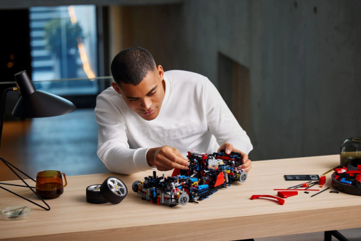 Конструктор LEGO Technic Ferrari Daytona SP3 (42143) - 3