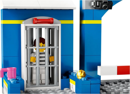 Конструктор Переслідування на поліцейській дільниці LEGO City 60370 - 6