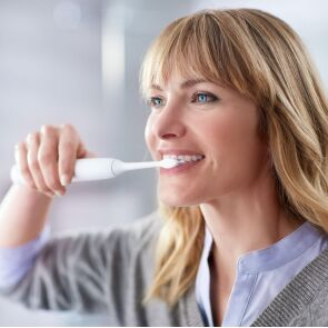 Электрическая зубная щетка Philips Sonicare ProtectiveClean 5100 HX6857/28 - 4