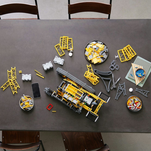 Блочный конструктор LEGO Гусеничный кран Liebherr LR 13000 (42146) - 3