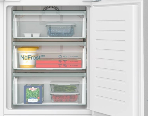 Встраиваемый холодильник с морозильной камерой Siemens KI96NVFD0 - 2