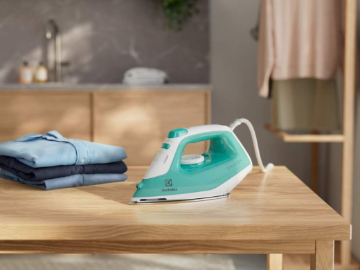 Утюг с паром Electrolux E5SI2-2AM - 7