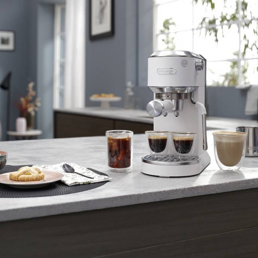 Ріжкова кавоварка еспресо Delonghi Dedica Duo EC 890.WI - 8