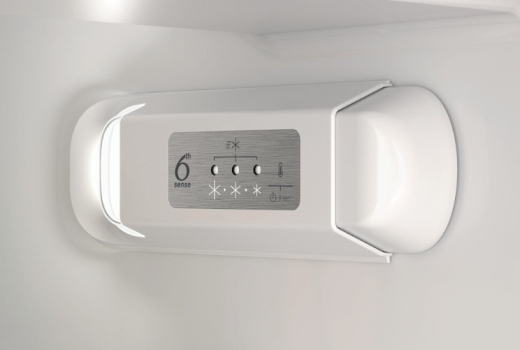 Встраиваемый холодильник с морозильной камерой Whirlpool WHC18D031A1 - 6