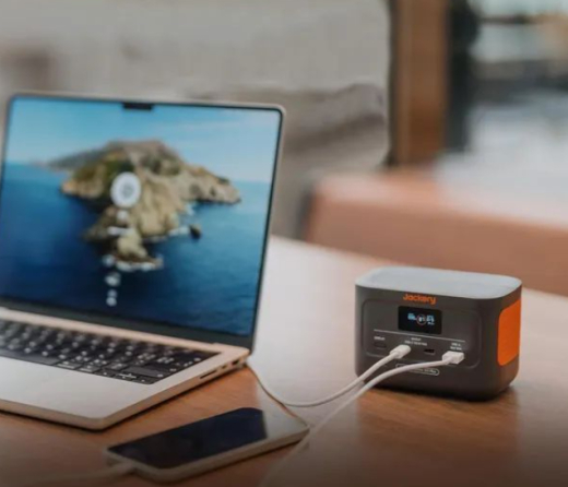 Зарядна станція Jackery Explorer 100 Plus 99,2 А·год (Explorer-100PLS) - 4