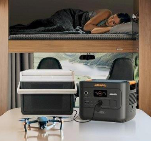 Зарядна станція Jackery Explorer 3000 V2 3072 Вт·год (Explorer 3000 v2) - 5