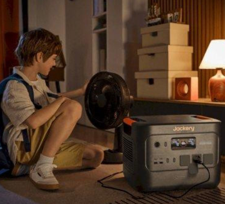 Зарядна станція Jackery Explorer 3000 V2 3072 Вт·год (Explorer 3000 v2) - 6