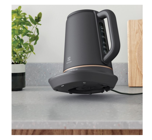 Електрочайник Electrolux E7K1-6BP - 2