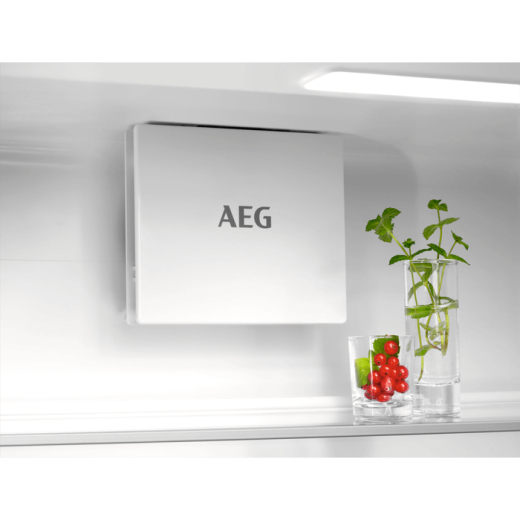 Встраиваемый холодильник с морозильной камерой AEG NSC7G751ES - 3
