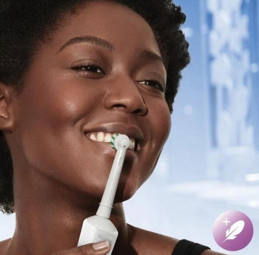 Електрична зубна щітка Oral-B Vitality D103.413.3 PRO Protect X Clean Vapor Blue - 4