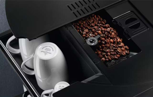 Кофемашина автоматическая Electrolux EBC85X - 6