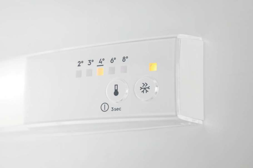 Холодильник с морозильной камерой Electrolux RNT6NE18S - 3