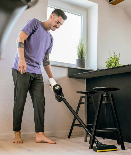 Вертикальный+ручной пылесос (2в1) Karcher VC 4 Cordless myHome (1.198-630.0) - 2