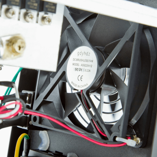 ИБП LogicPower LPY-B-PSW-800VA+ (560Вт)5A/15A, с правильной синусоидой 12V (4150) - 3