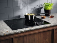 Варильна поверхня Electrolux EIB60420CK - 6