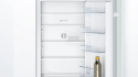 Вбудований холодильник з морозильною камерою Bosch KIV87NS306 - 3