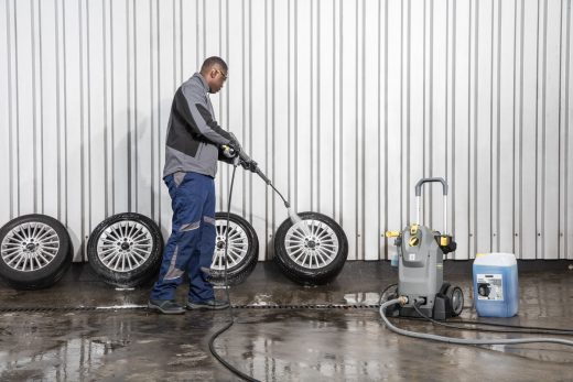 Мийка високого тиску Karcher HD 6/15 M Plus 1.150-932.0 - 2