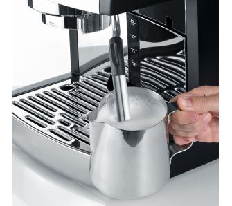 Рожковая кофеварка эспрессо GRAEF ES 702 Pivalla - 4