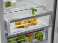 Холодильник із морозильною камерою Electrolux RNT7ME34K1 - 6